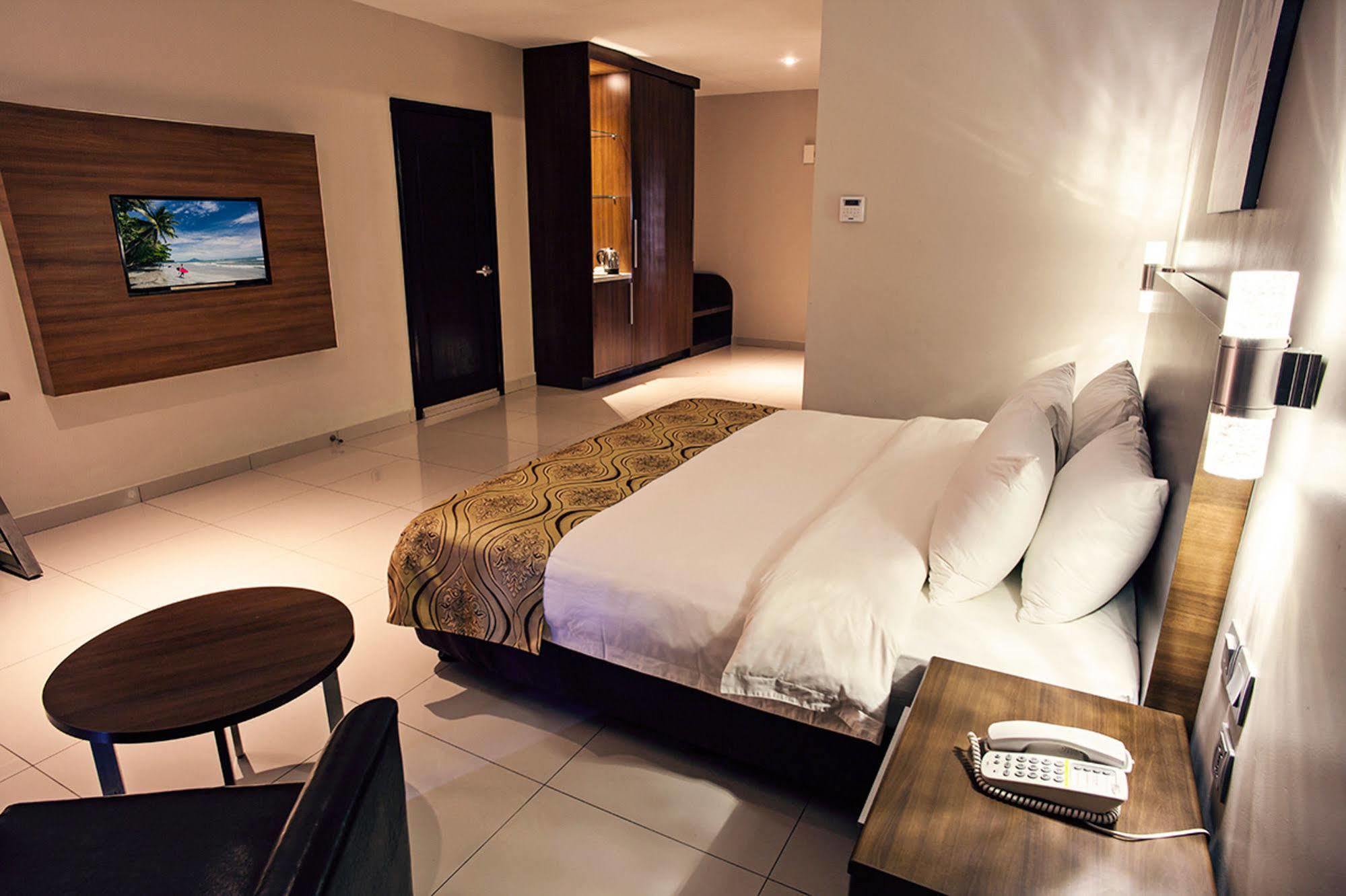 Laguna Hotel Port Moresby Zewnętrze zdjęcie